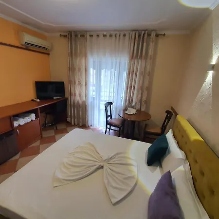 Aparthotel Myrooms Tirane ティラナ