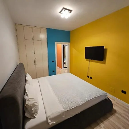 Aparthotel Myrooms Tirane アパート