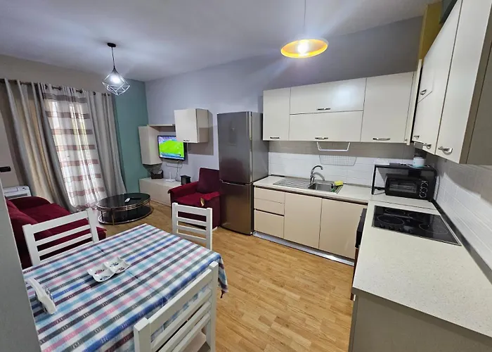 My -tirana Centre * ティラナ